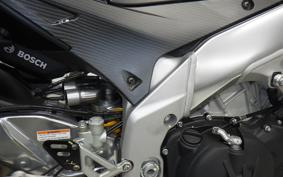 APRILIA TUONO V4 1100 2021