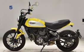 DUCATI SCRAMBLER ICON 2015
