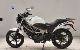HONDA VTR 250 Gen. 2 2021 MC33