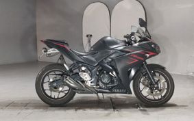 YAMAHA YZF-R25 RG10J