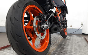 KTM 390 DUKE 2024 JPJ40