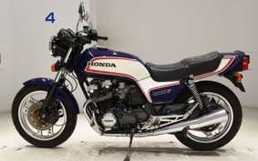 HONDA CB750F B 2018 RC04