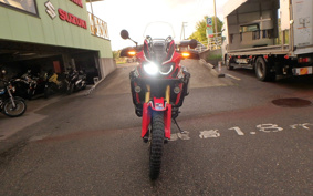 HONDA CRF1000L AFRICA TWIN 2018 SD04
