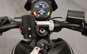 TRIUMPH  TRIUMPH  TRIDENT 660 LGL10U