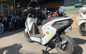 HONDA EM1 e: EF16