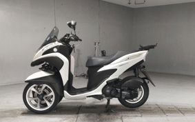 YAMAHA TRICITY 125 SE82J
