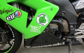 KAWASAKI NINJA ZX-10R 2005 ZXT00C