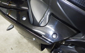 YAMAHA YZF-R1 2011