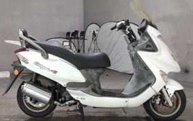 KYMCO GRAND DINK125Z SH25DC