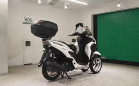 YAMAHA TRICITY 125 2005 SE82J