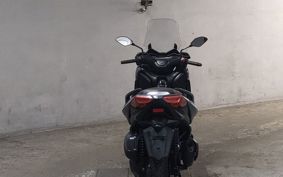 YAMAHA X-MAX 250 SG70J