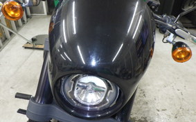 HARLEY FXLRS1870 2019