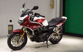 HONDA CB1300SB SUPER BOLDOR SP 2025