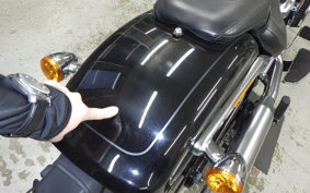 HARLEY FLBS 1870 2017
