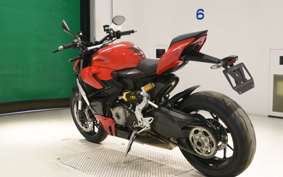 DUCATI STREETFIGHTER V2 2023
