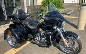 HARLEY FLHTCUTG TRI GLI 2015 MAL