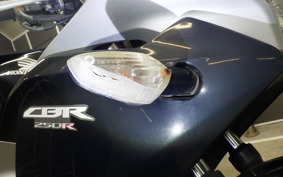 HONDA CBR250R GEN 3 2015 MC41