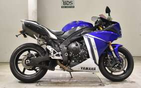 YAMAHA YZF-R1 2013