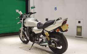 YAMAHA XJR1200 1996 4KG