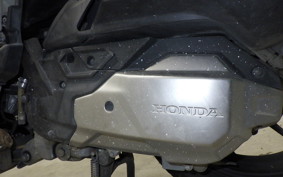 HONDA ADV150