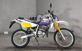 SUZUKI DR250R SJ45A