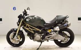DUCATI MONSTER 696 2013
