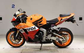 HONDA CBR600RR GEN 3 2014 PC40