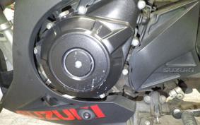 SUZUKI GSX250 R