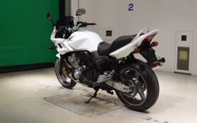 HONDA CB400 SUPER BOLDOR VTEC 2010 NC42