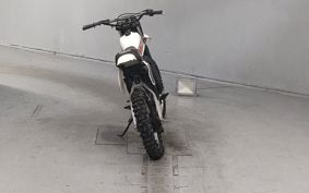 YAMAHA YZ125 4V2