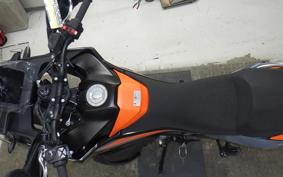 KTM 890 ADVENTURE	 2026