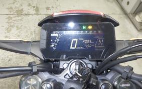 HONDA CB125 R