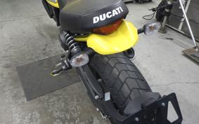 DUCATI SCRAMBLER ICON 2015