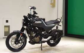 HUSQVARNA SVARTPILEN 125