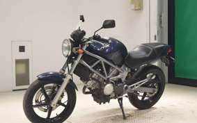 HONDA VTR 250 MC33