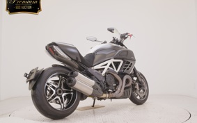 DUCATI DIAVEL AMG 2012