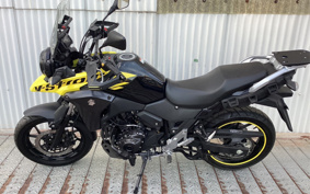 SUZUKI STROM 250 DS11A