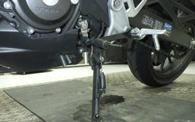 HONDA CB250R MC52