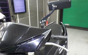 YAMAHA CYGNUS 125 XSR 3 SED8J