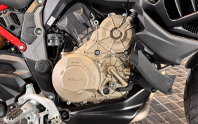 DUCATI MULTISTRADA V4S 2025