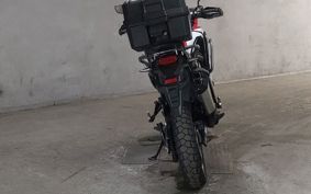 HONDA CRF1000L AFRICA TWIN SD04