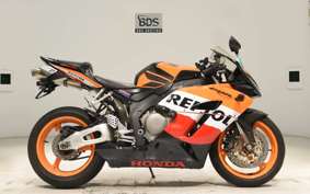 HONDA CBR1000RR 2005 SC57