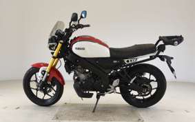 YAMAHA XSR155