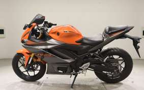 YAMAHA YZF-R25 A 2020 RG74J