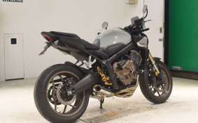 HONDA CB650R E-Clutch 2025 RH17
