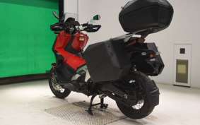 HONDA X-ADV 750 2023 RH10
