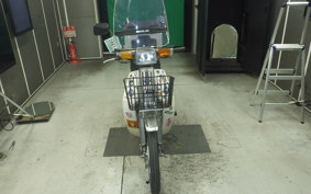 HONDA C90 SUPER CUB E