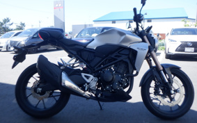 HONDA CB250R MC52