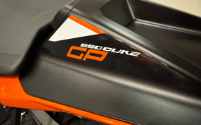 KTM 890 DUKE GP TU940