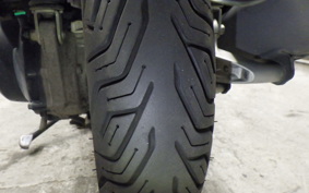 YAMAHA TRICITY 125 1999 SE82J